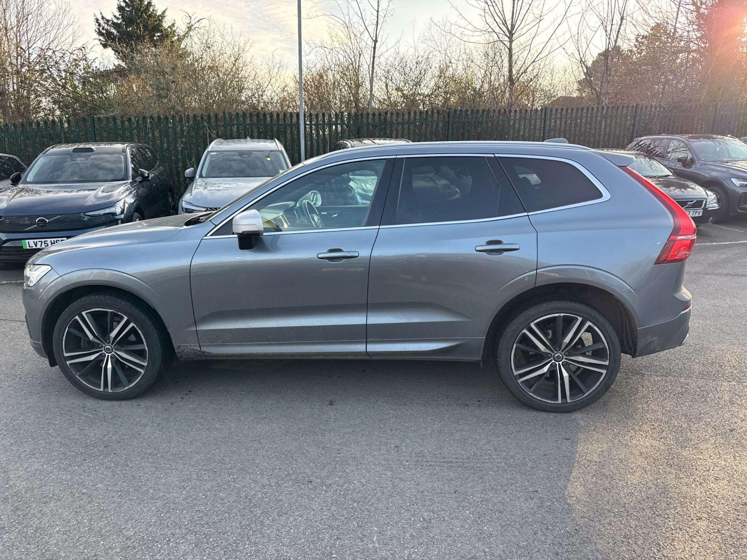 Used Volvo XC60 2018 for sale - 77768282: Photo 3
