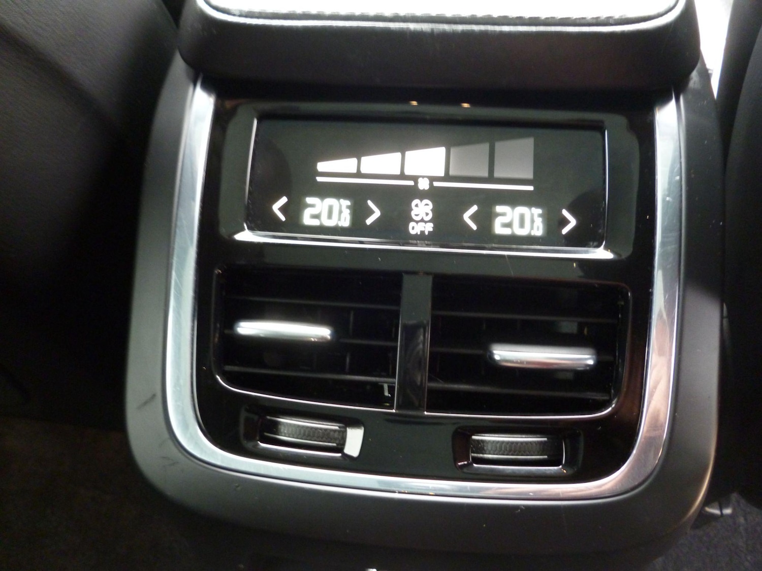 Used Volvo XC90 2016 for sale - 76476495: Photo 21