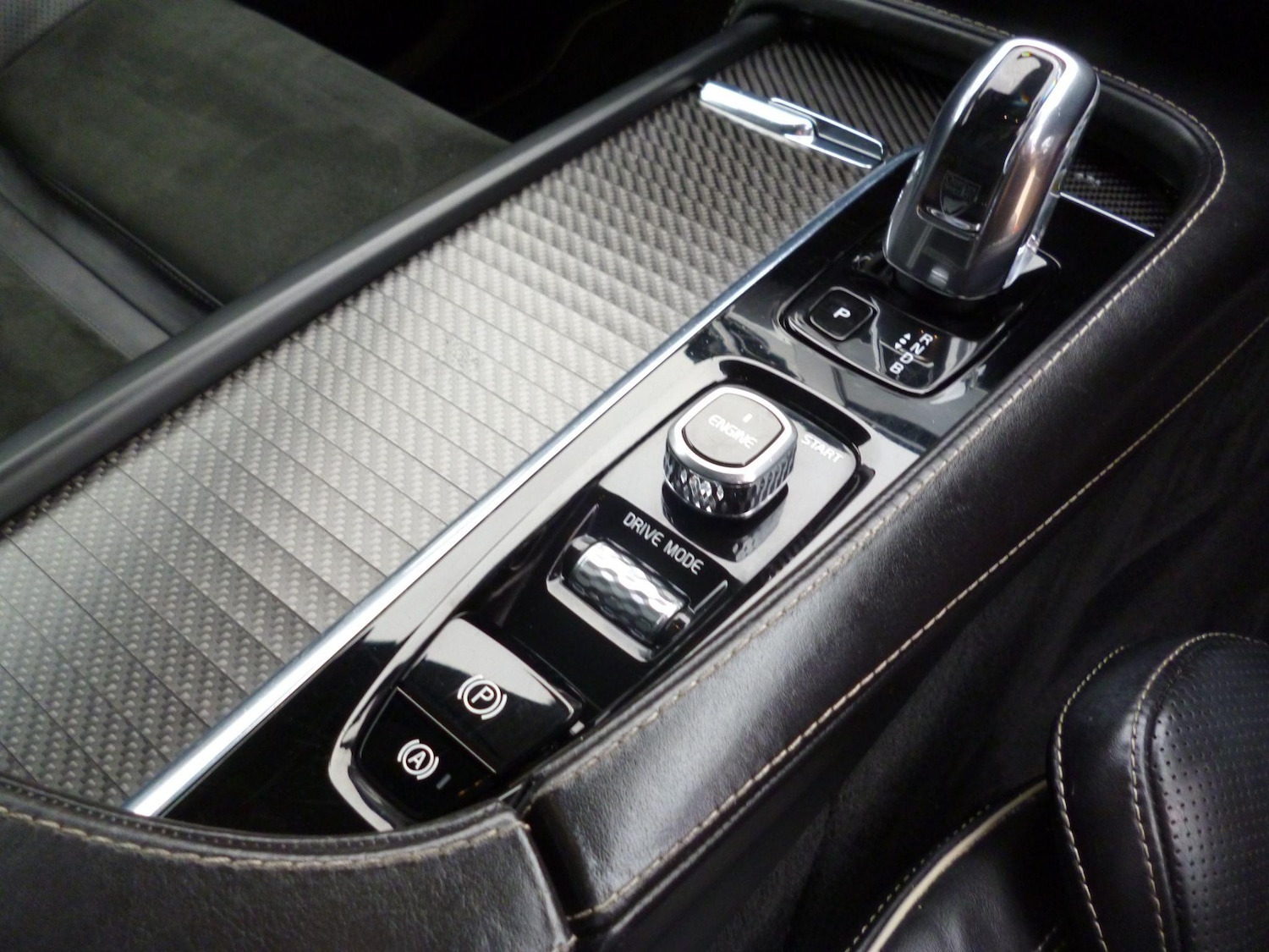 Used Volvo XC90 2016 for sale - 76476495: Photo 25