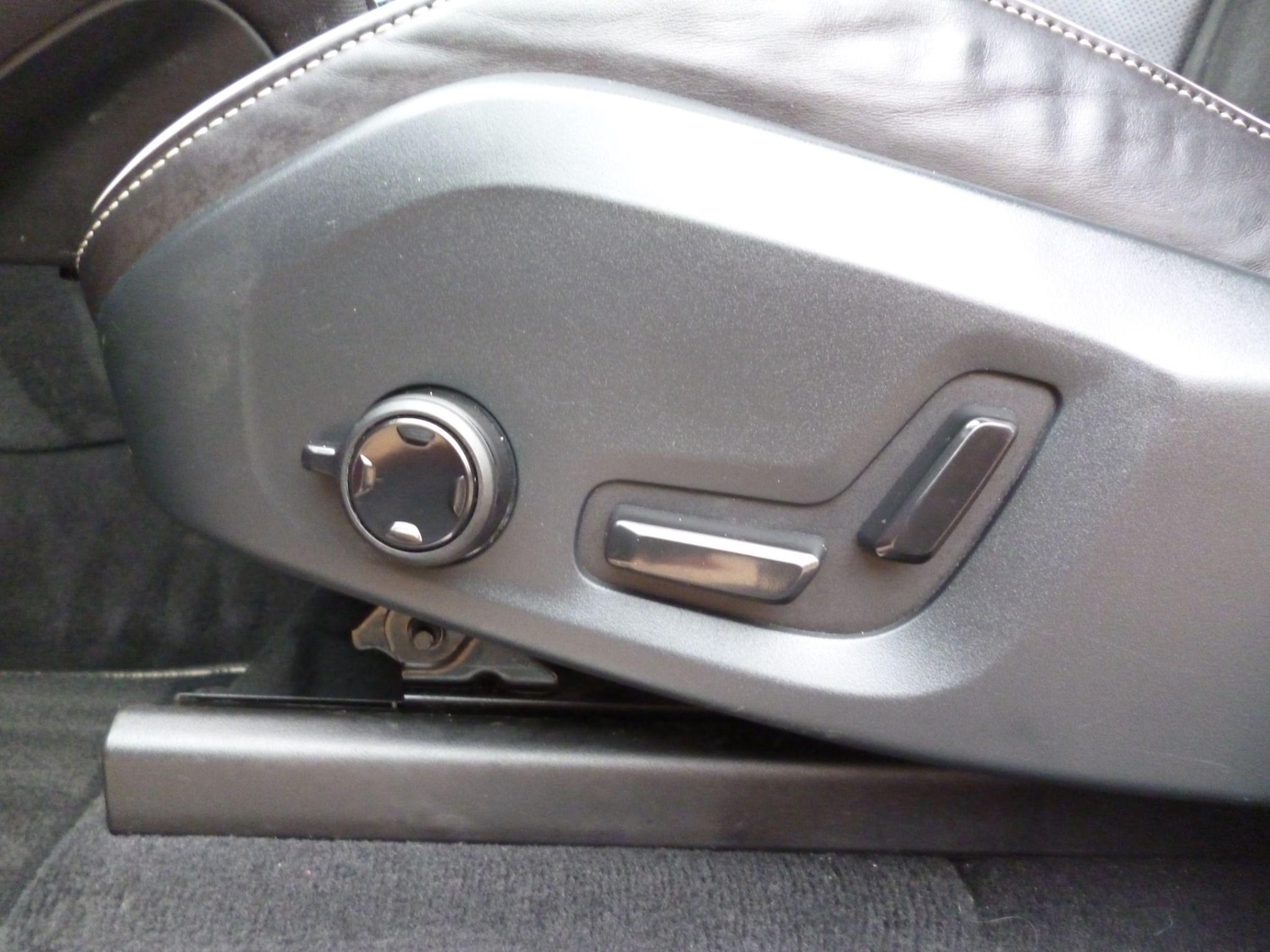 Used Volvo XC90 2016 for sale - 76476495: Photo 43