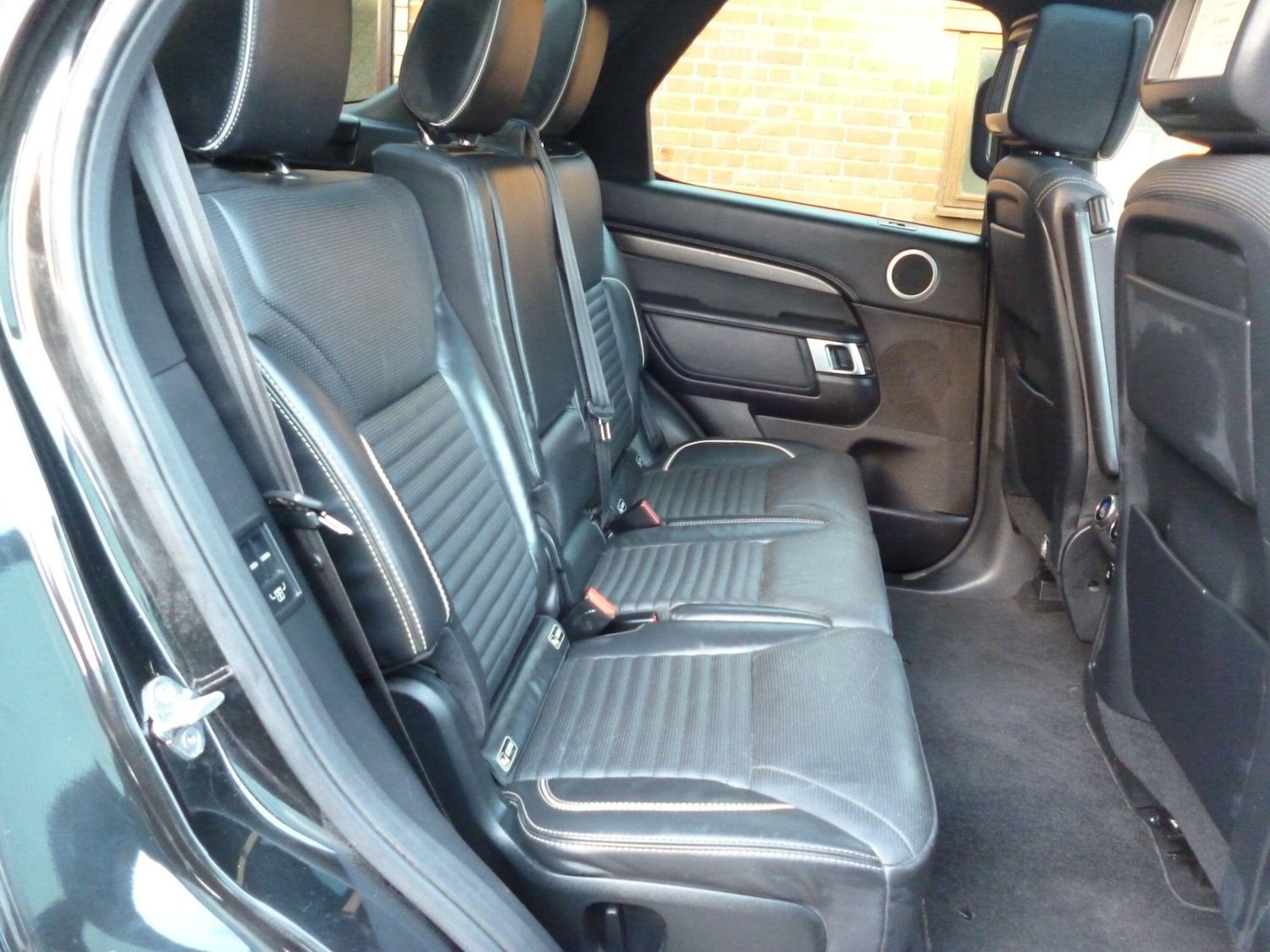 Used Land Rover Discovery 2018 for sale - 76936415: Photo 20