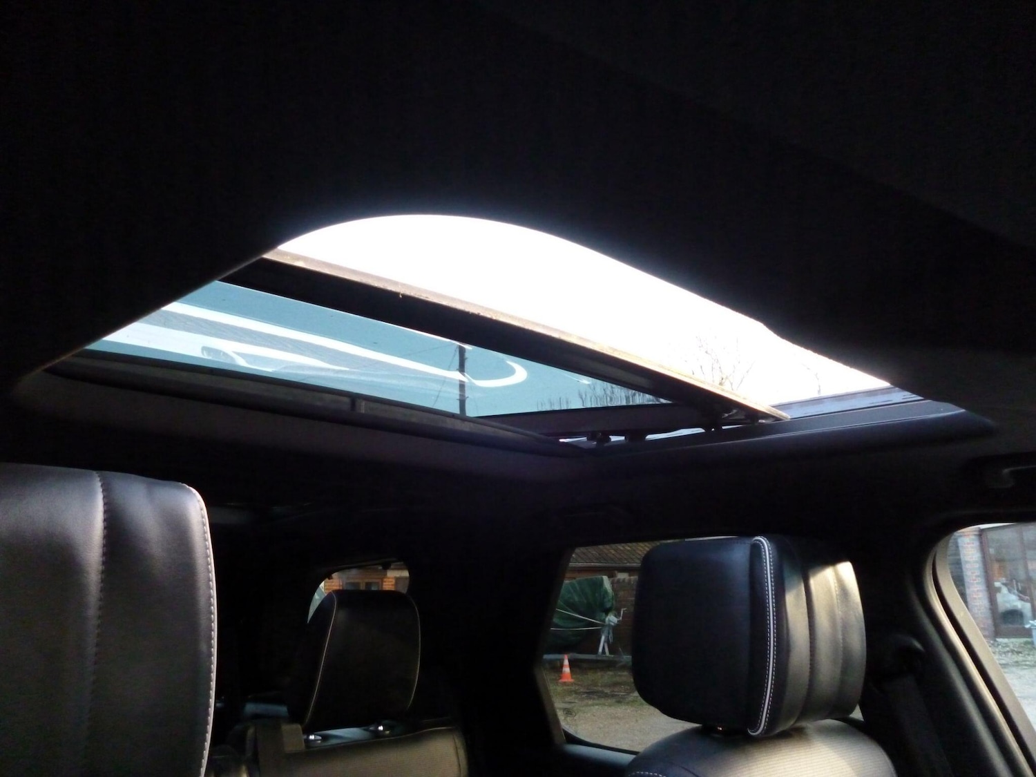 Used Land Rover Discovery 2018 for sale - 76936415: Photo 26