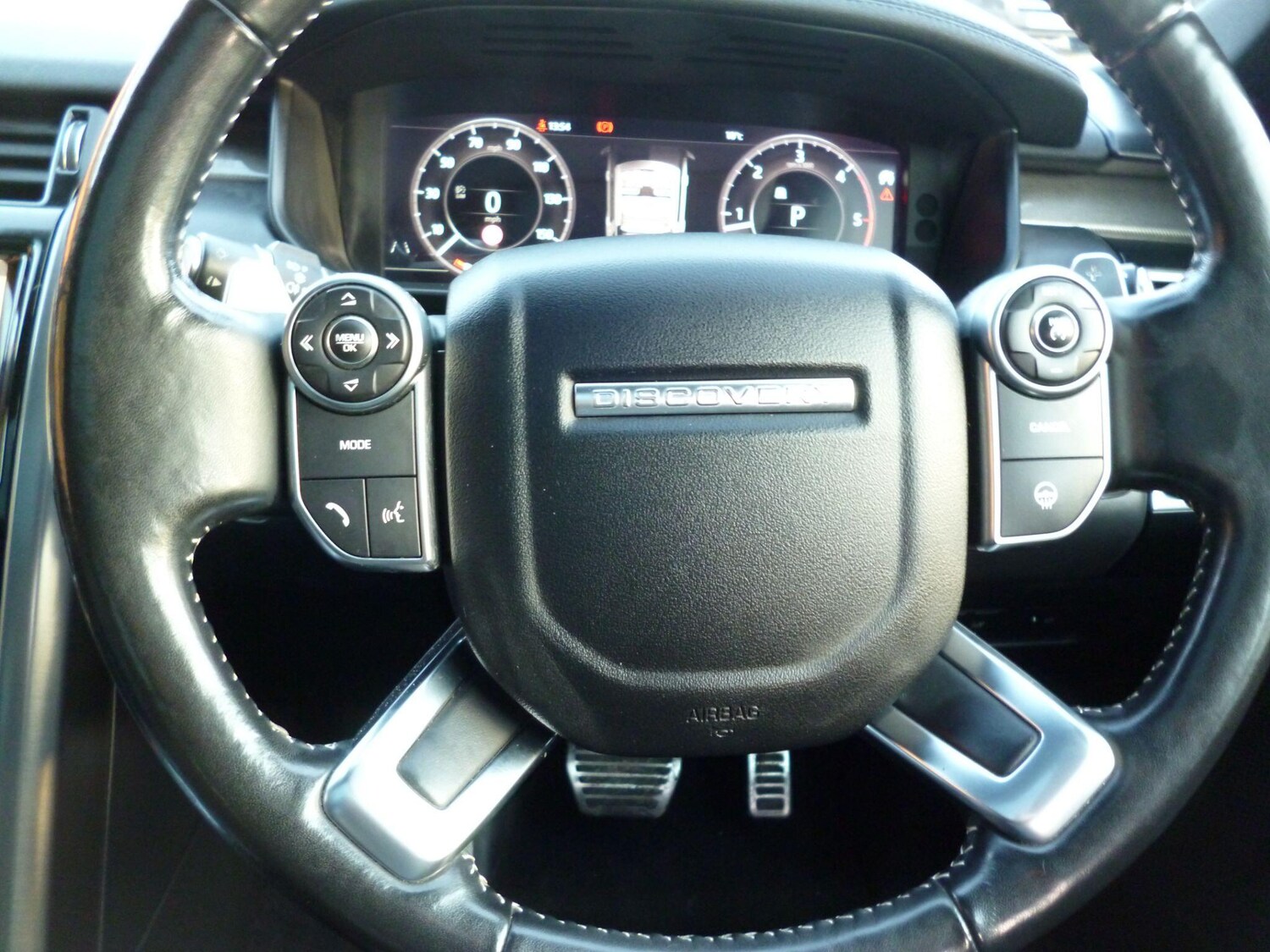 Used Land Rover Discovery 2018 for sale - 76936415: Photo 37