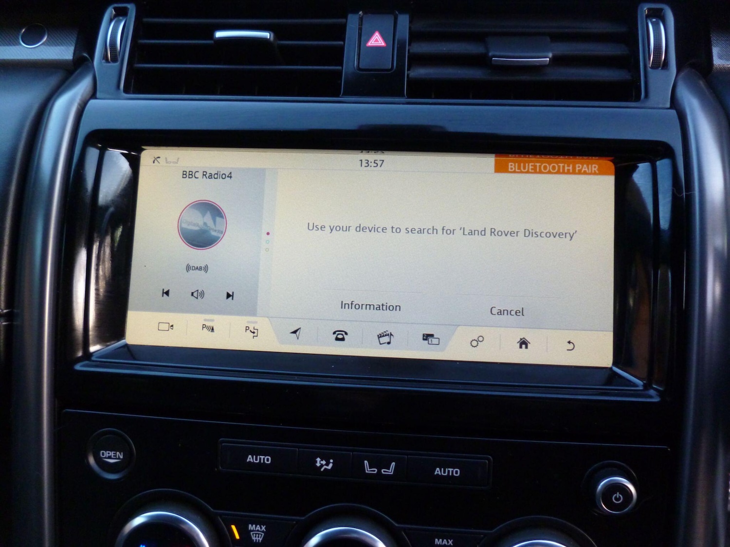 Used Land Rover Discovery 2018 for sale - 76936415: Photo 49