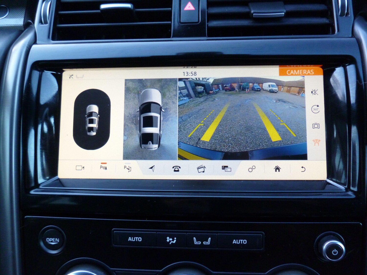 Used Land Rover Discovery 2018 for sale - 76936415: Photo 50