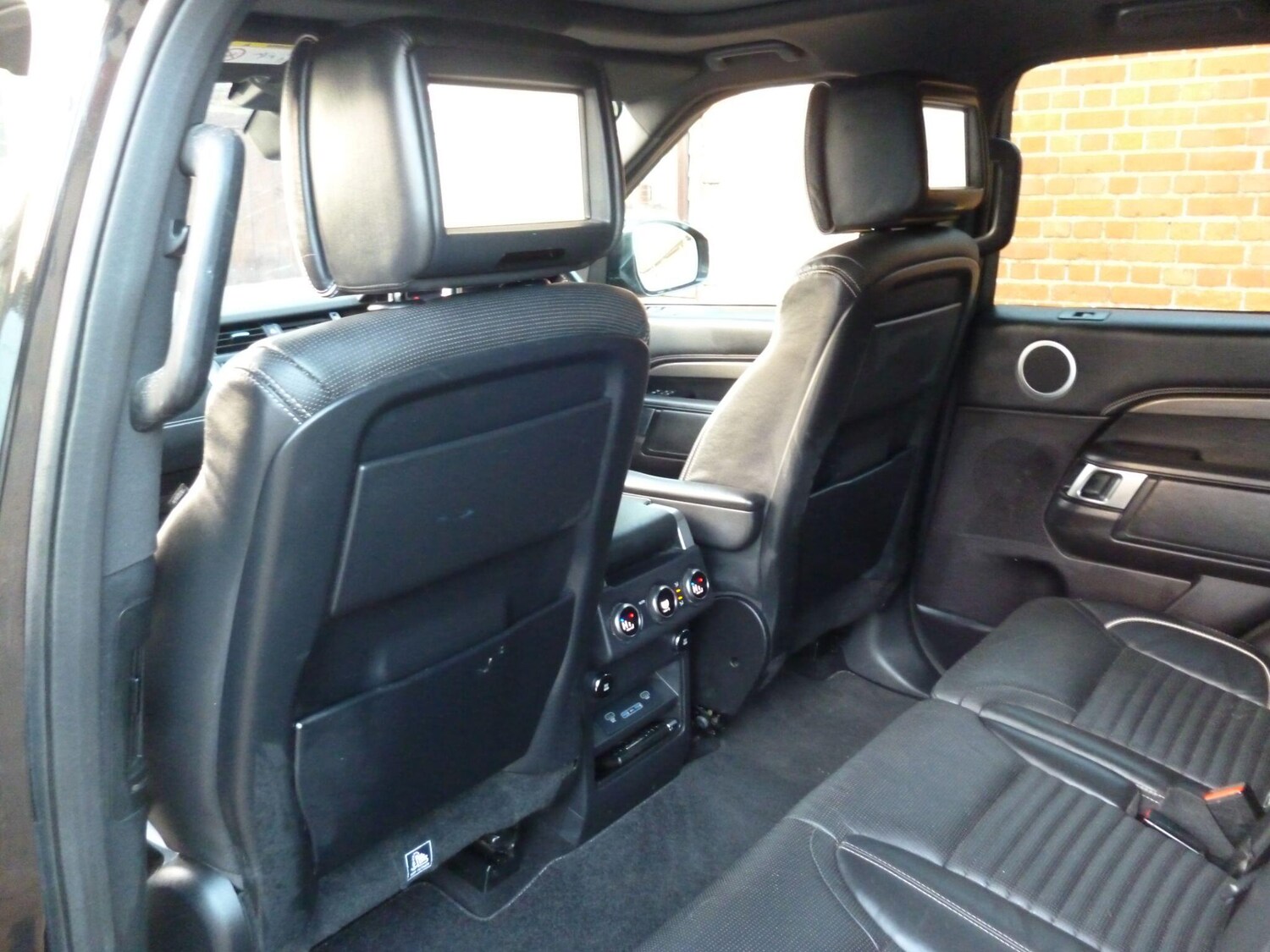 Used Land Rover Discovery 2018 for sale - 76936415: Photo 57