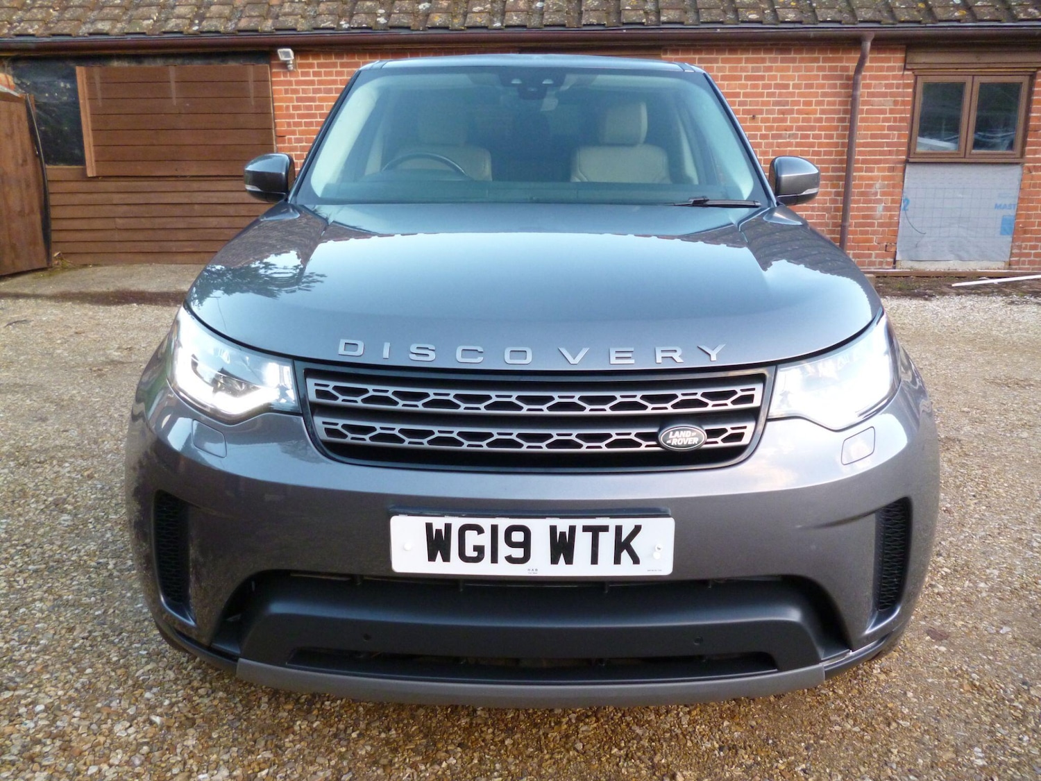 Used Land Rover Discovery 2019 for sale - 76995538: Photo 3