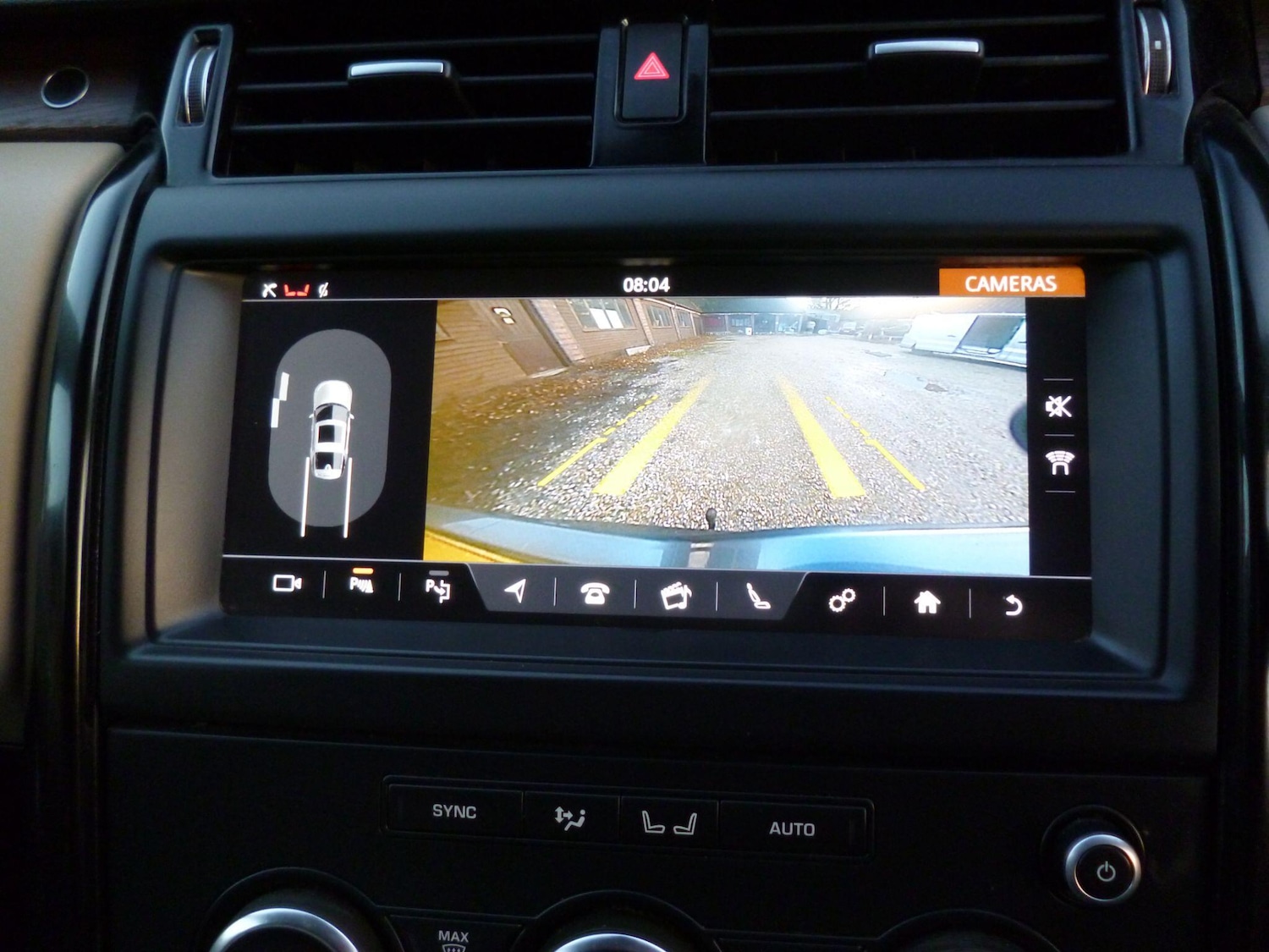 Used Land Rover Discovery 2019 for sale - 76995538: Photo 31