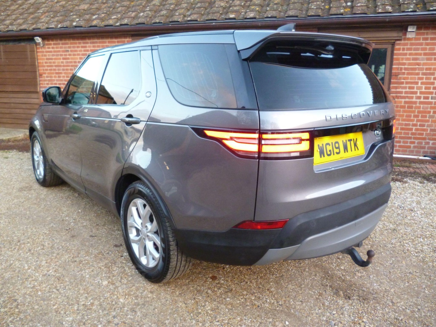 Used Land Rover Discovery 2019 for sale - 76995538: Photo 7