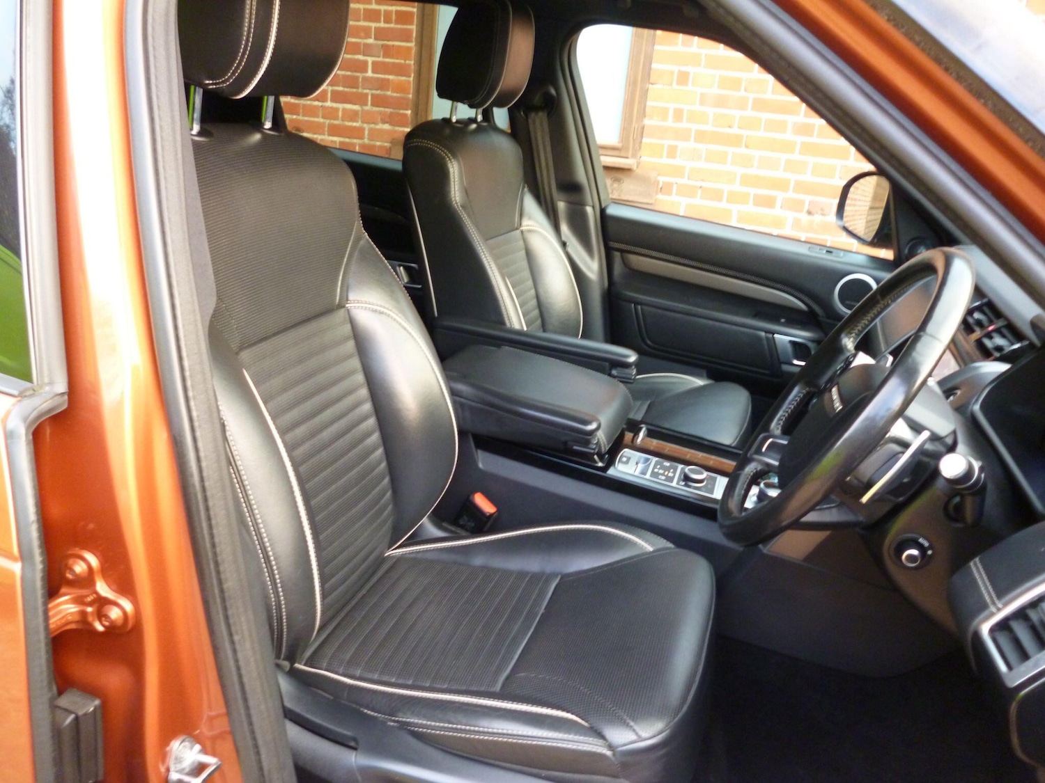 Used Land Rover Discovery 2019 for sale - 76476510: Photo 14