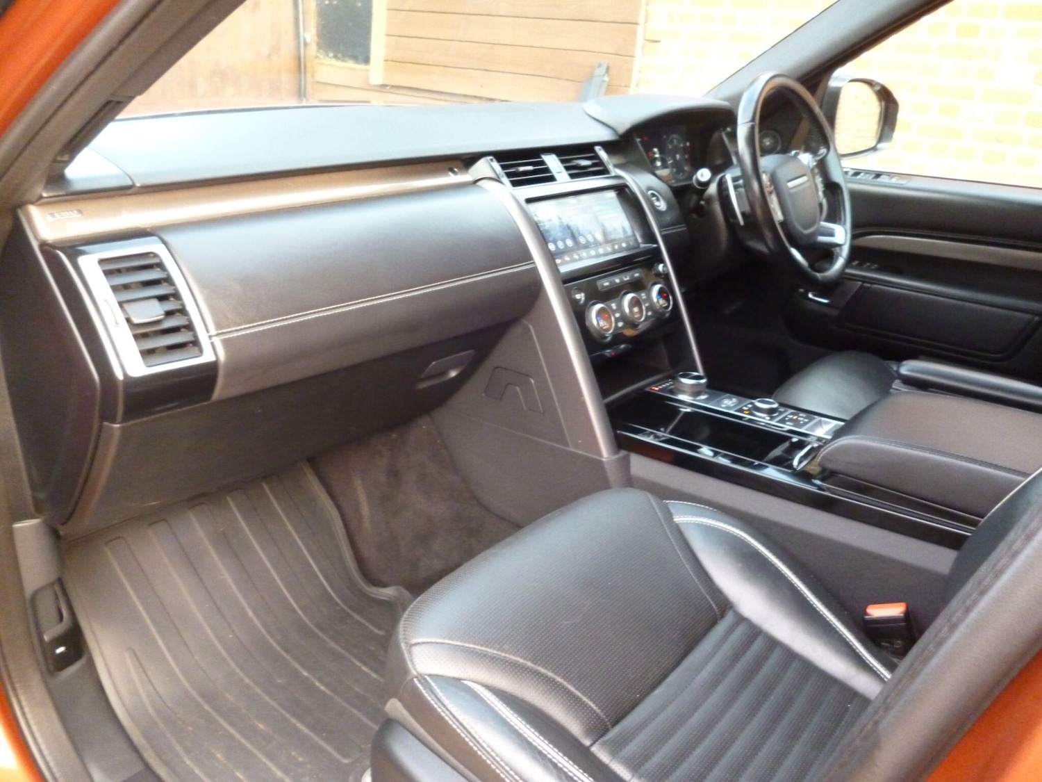 Used Land Rover Discovery 2019 for sale - 76476510: Photo 23