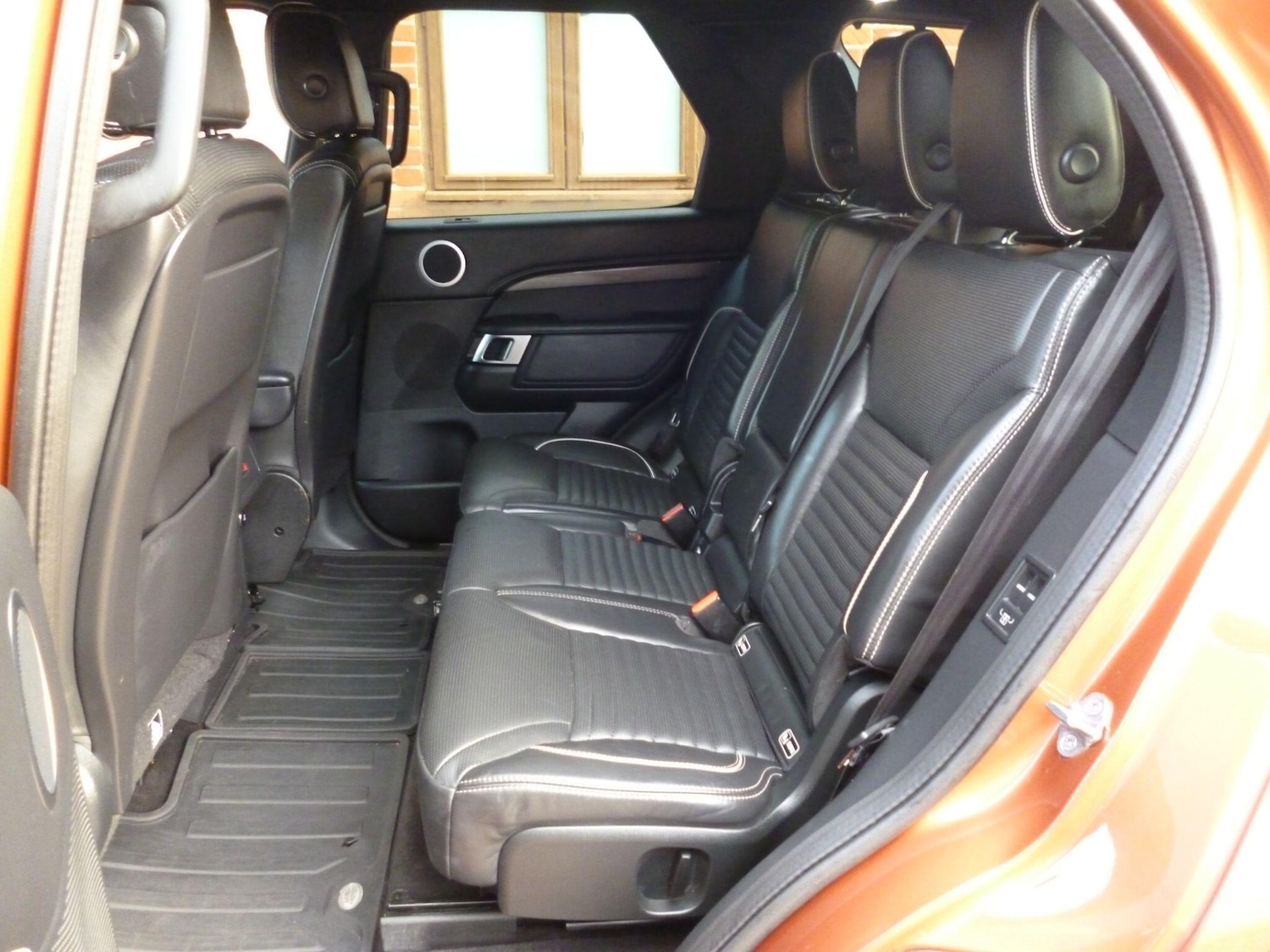 Used Land Rover Discovery 2019 for sale - 76476510: Photo 29