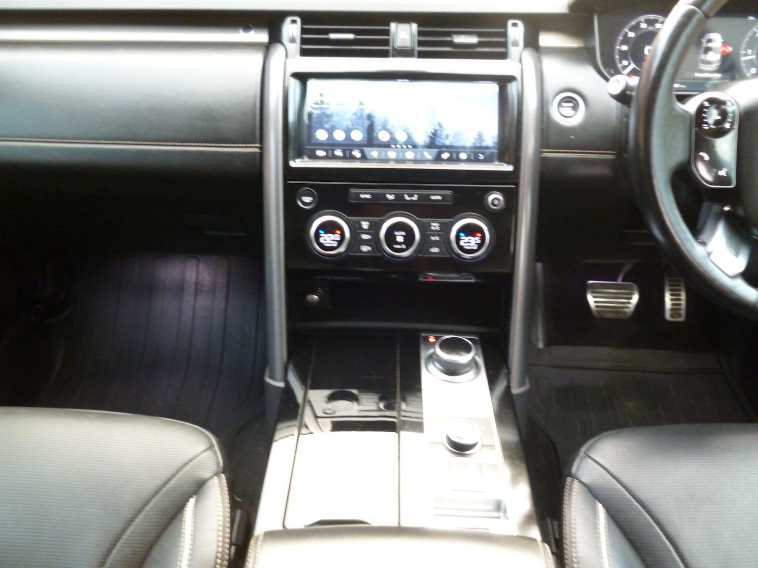 Used Land Rover Discovery 2019 for sale - 76476510: Photo 32