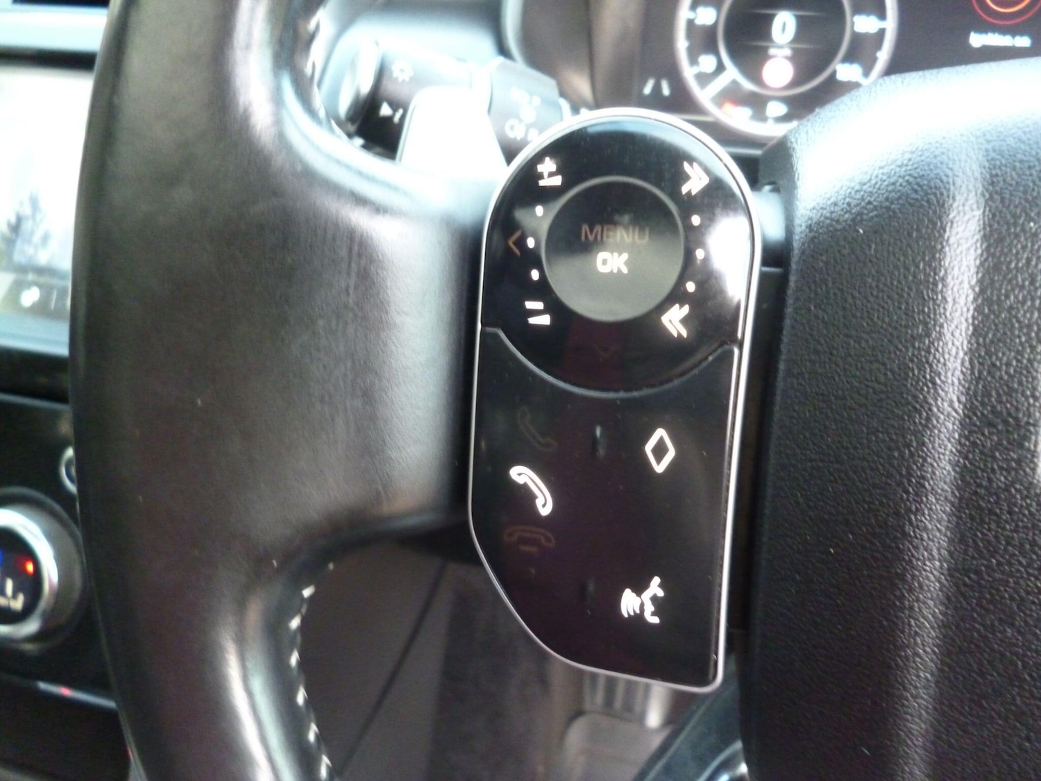 Used Land Rover Discovery 2019 for sale - 76476510: Photo 41