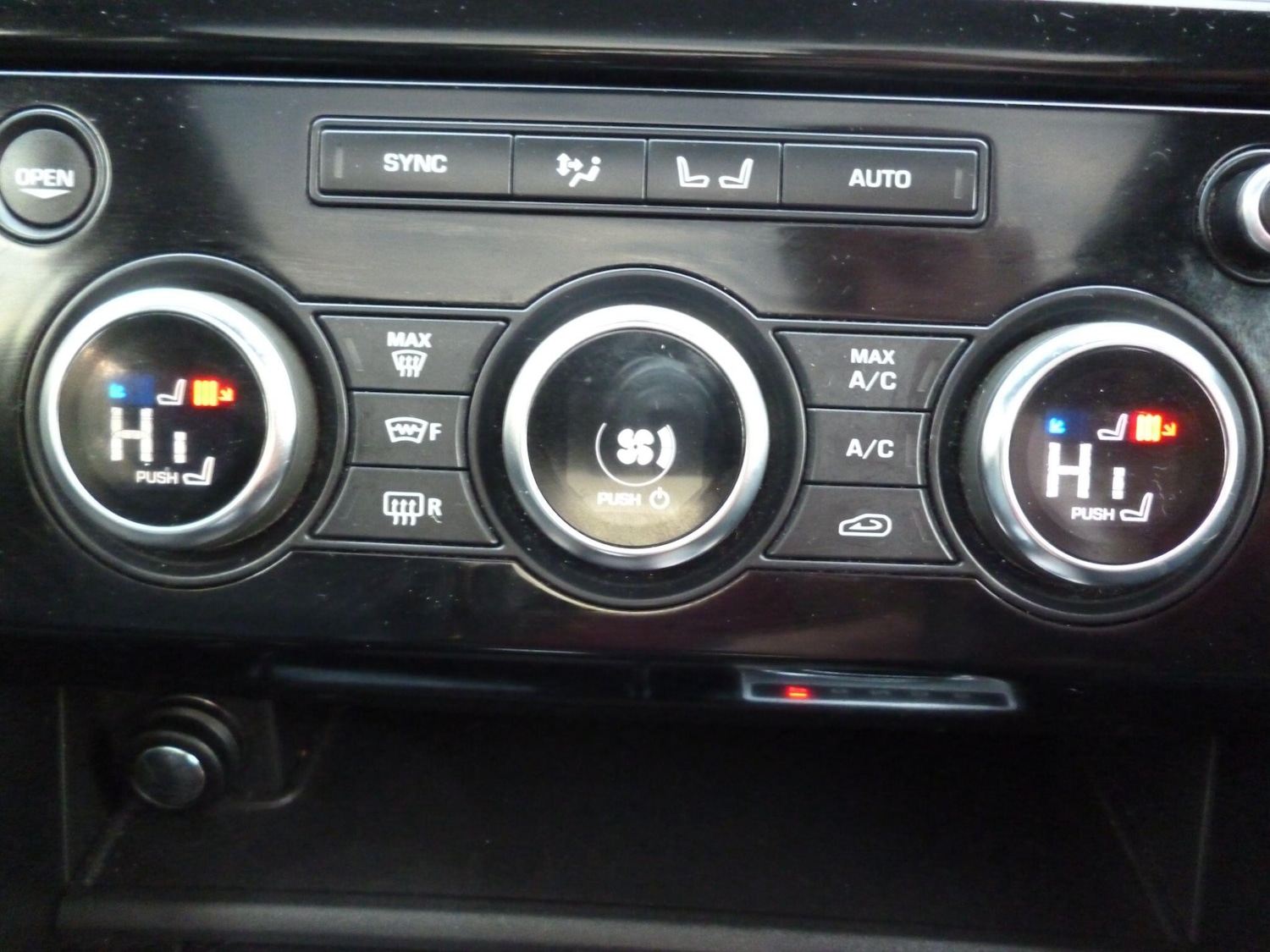 Used Land Rover Discovery 2019 for sale - 76476510: Photo 56