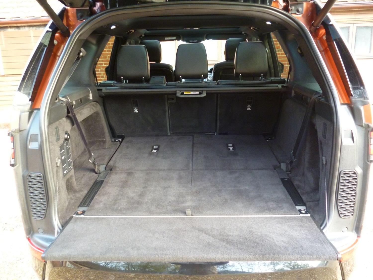 Used Land Rover Discovery 2019 for sale - 76476510: Photo 60