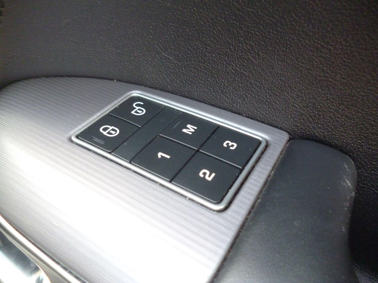 Used Land Rover Range Rover Sport 2015 for sale - 76476496: Photo 16