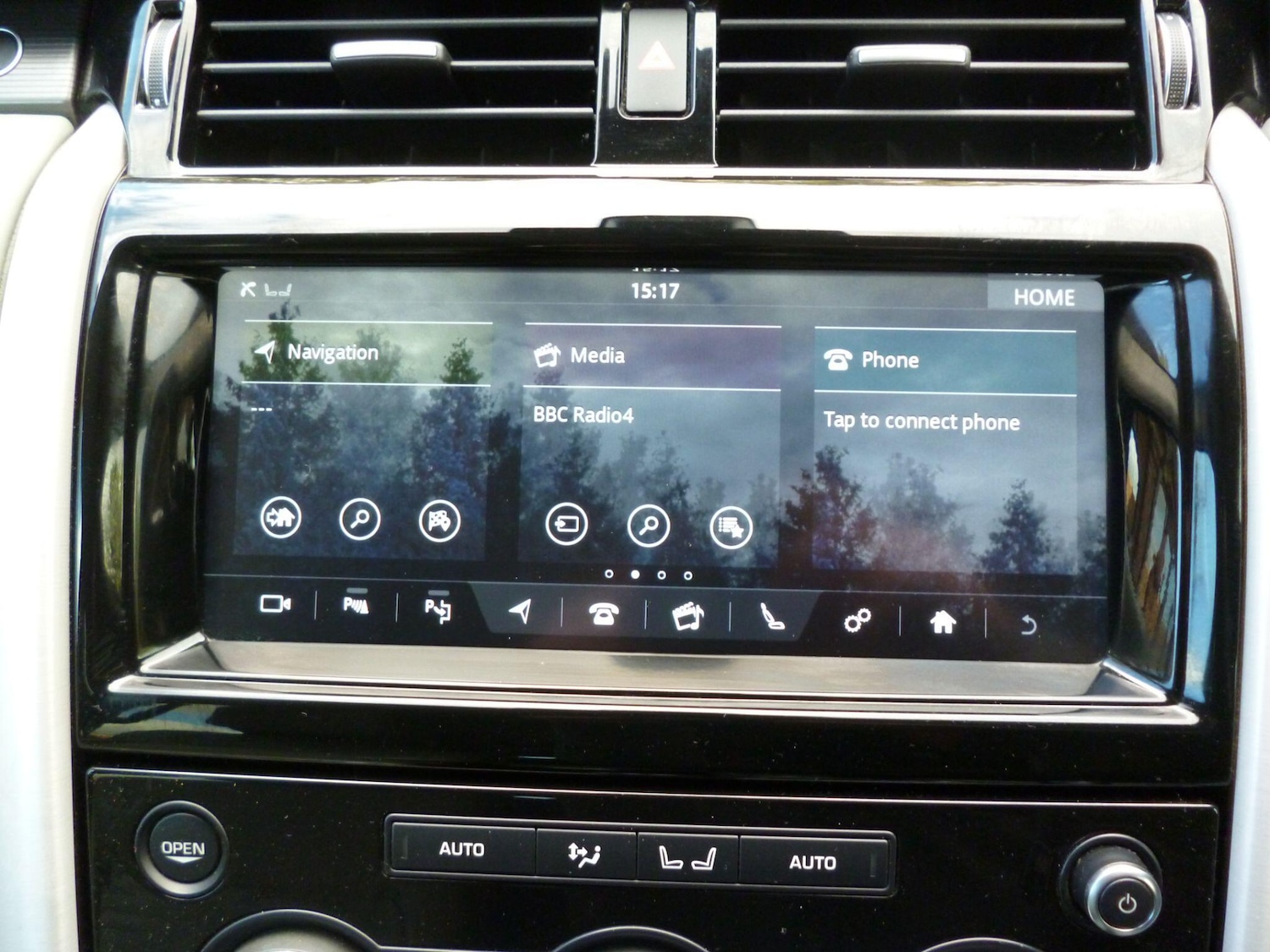 Used Land Rover Discovery 2017 for sale - 76992511: Photo 29