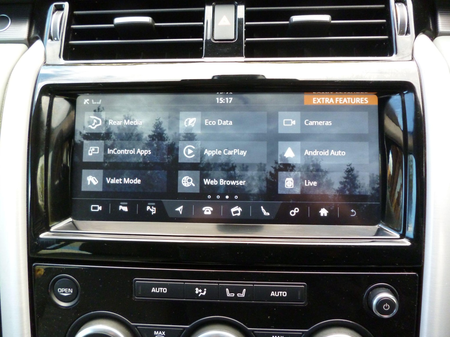 Used Land Rover Discovery 2017 for sale - 76992511: Photo 30