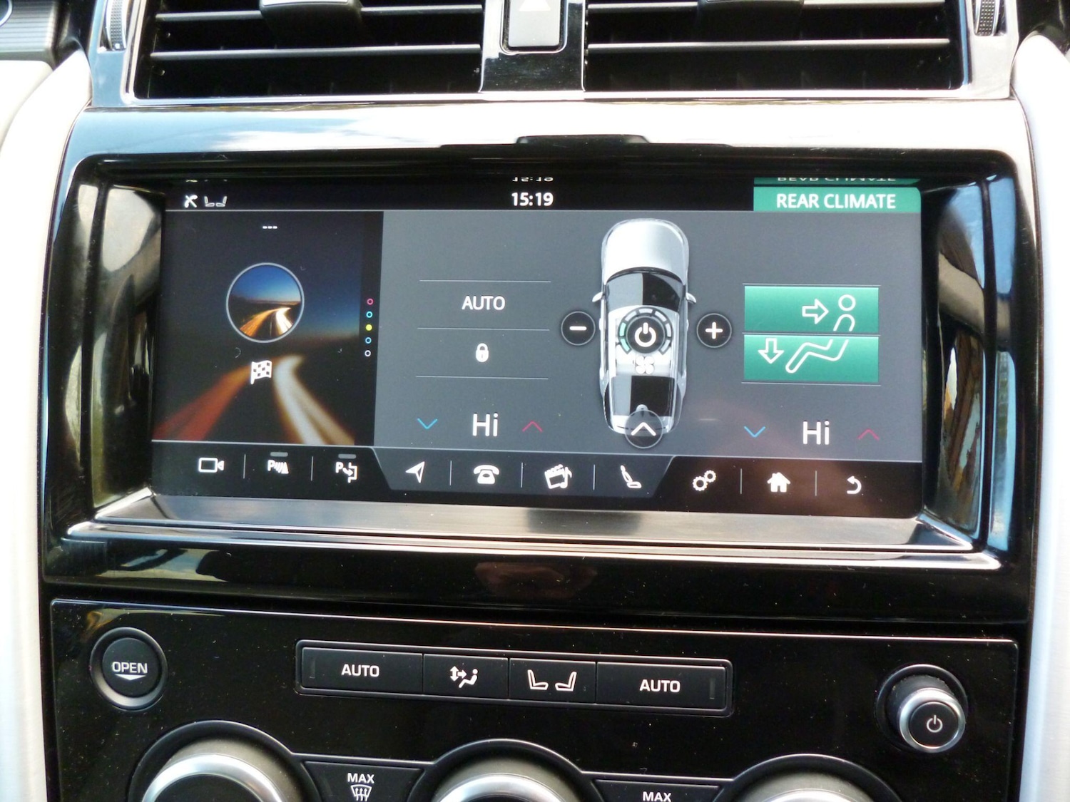 Used Land Rover Discovery 2017 for sale - 76992511: Photo 38