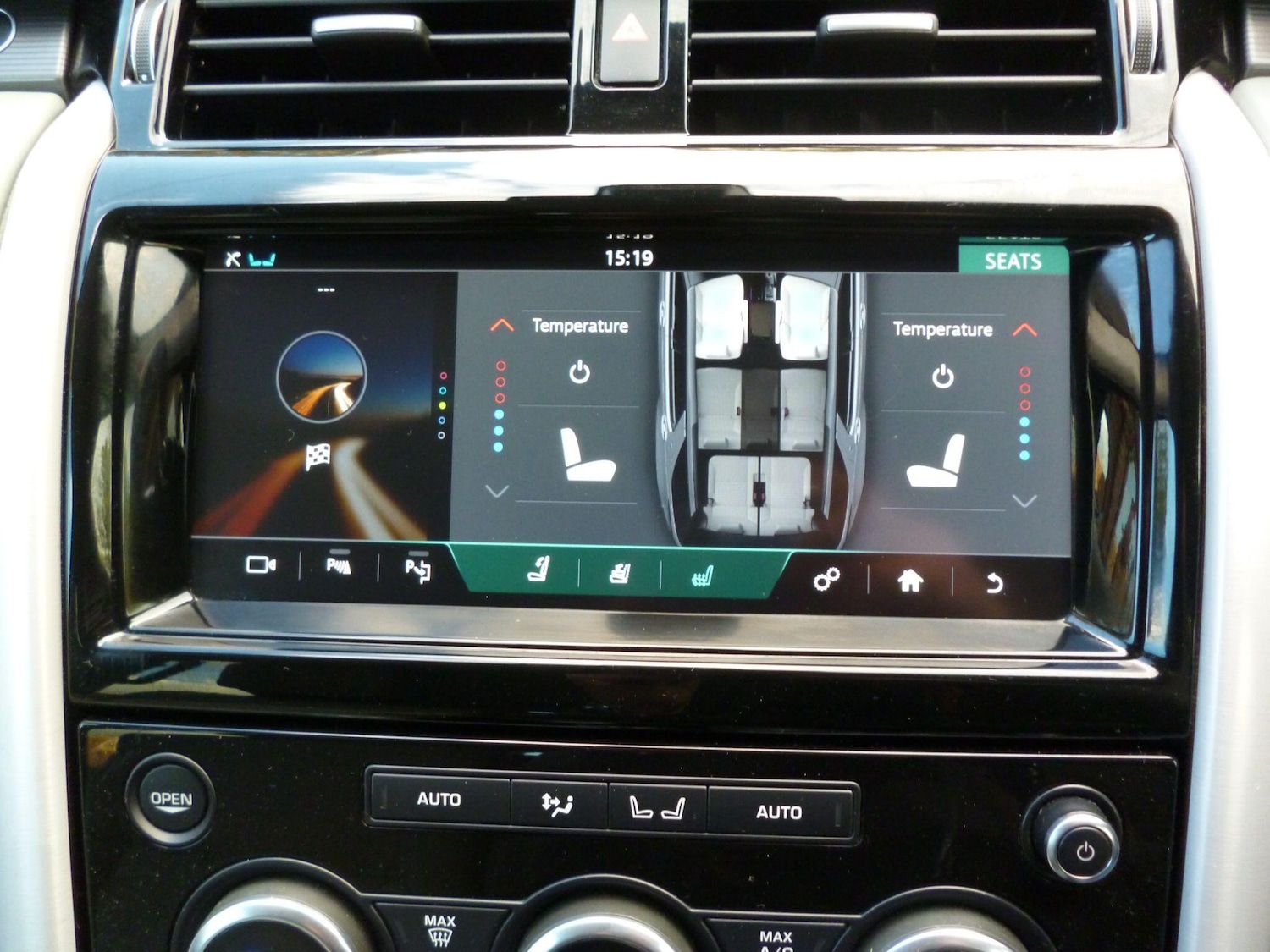 Used Land Rover Discovery 2017 for sale - 76992511: Photo 40