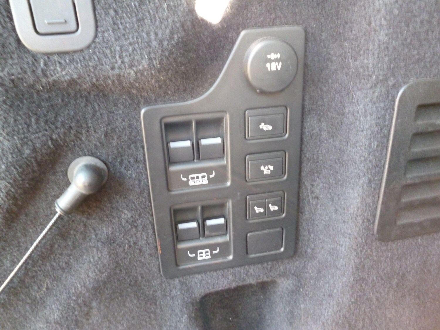 Used Land Rover Discovery 2017 for sale - 76992511: Photo 67