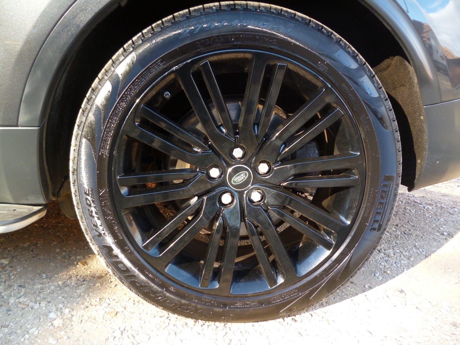 Used Land Rover Discovery 2017 for sale - 76992511: Photo 70