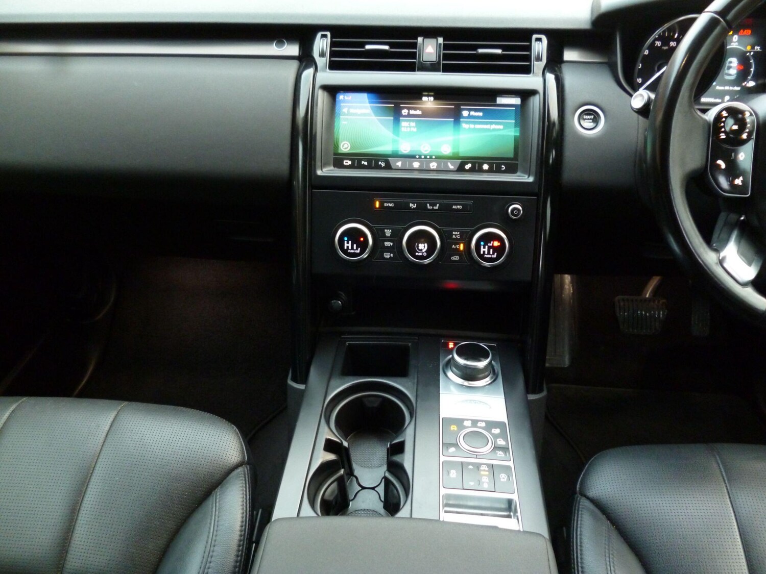 Used Land Rover Discovery 2018 for sale - 76753038: Photo 19