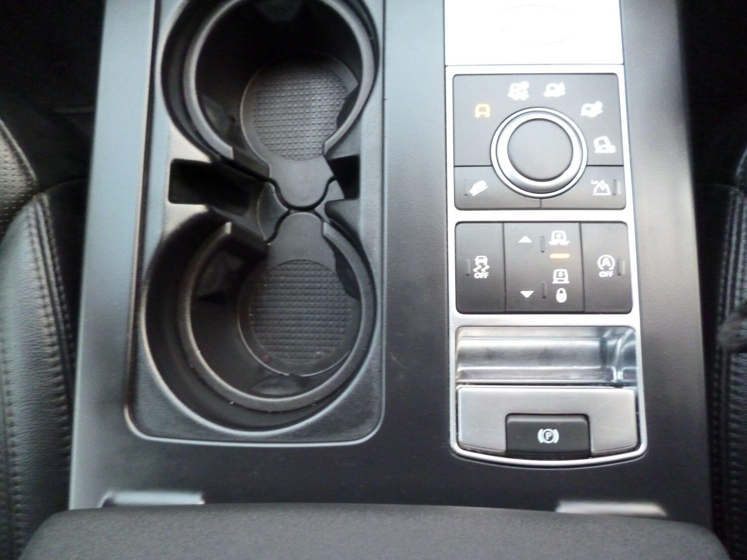 Used Land Rover Discovery 2018 for sale - 76753038: Photo 24