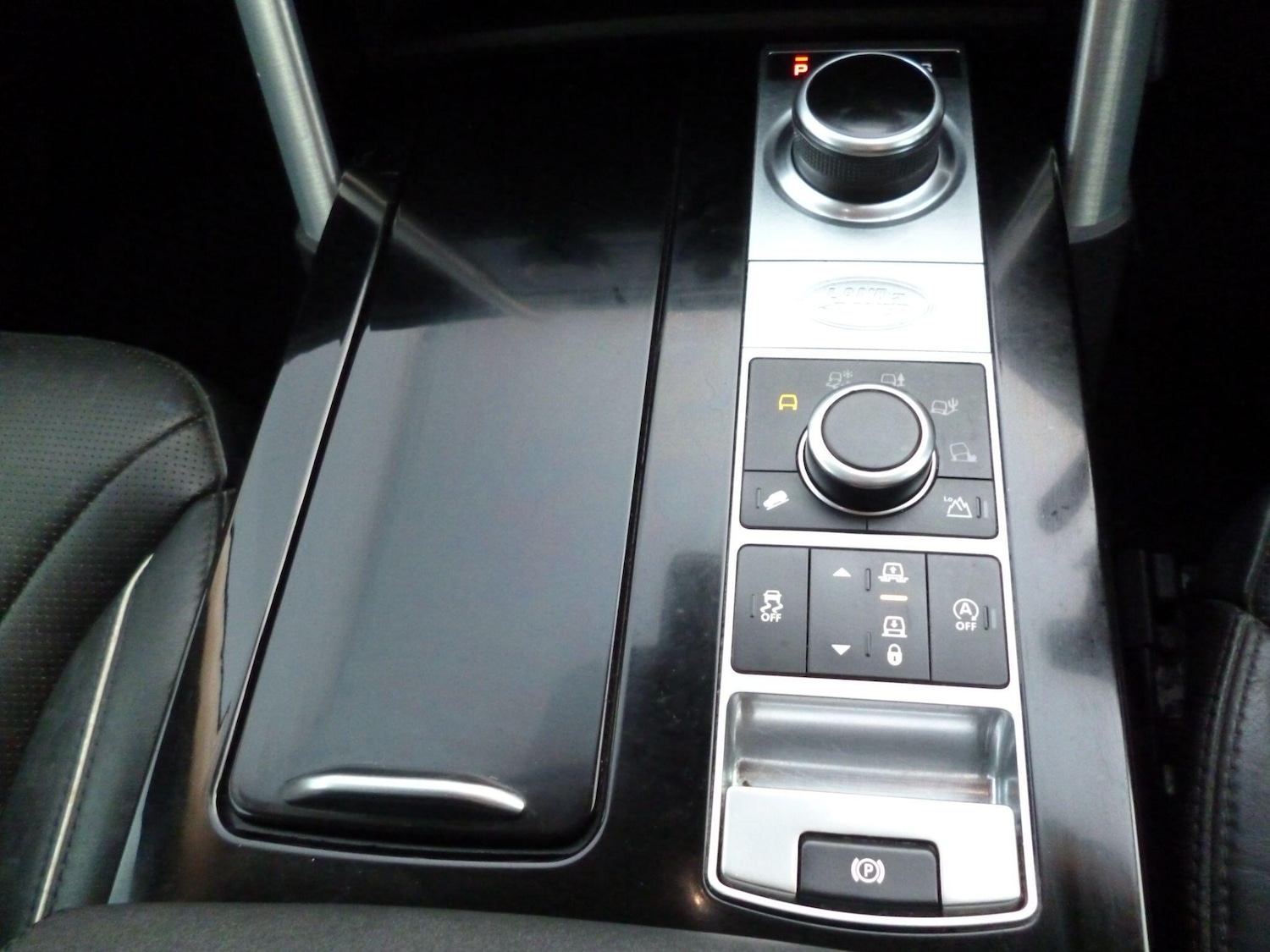 Used Land Rover Discovery 2020 for sale - 77015459: Photo 26