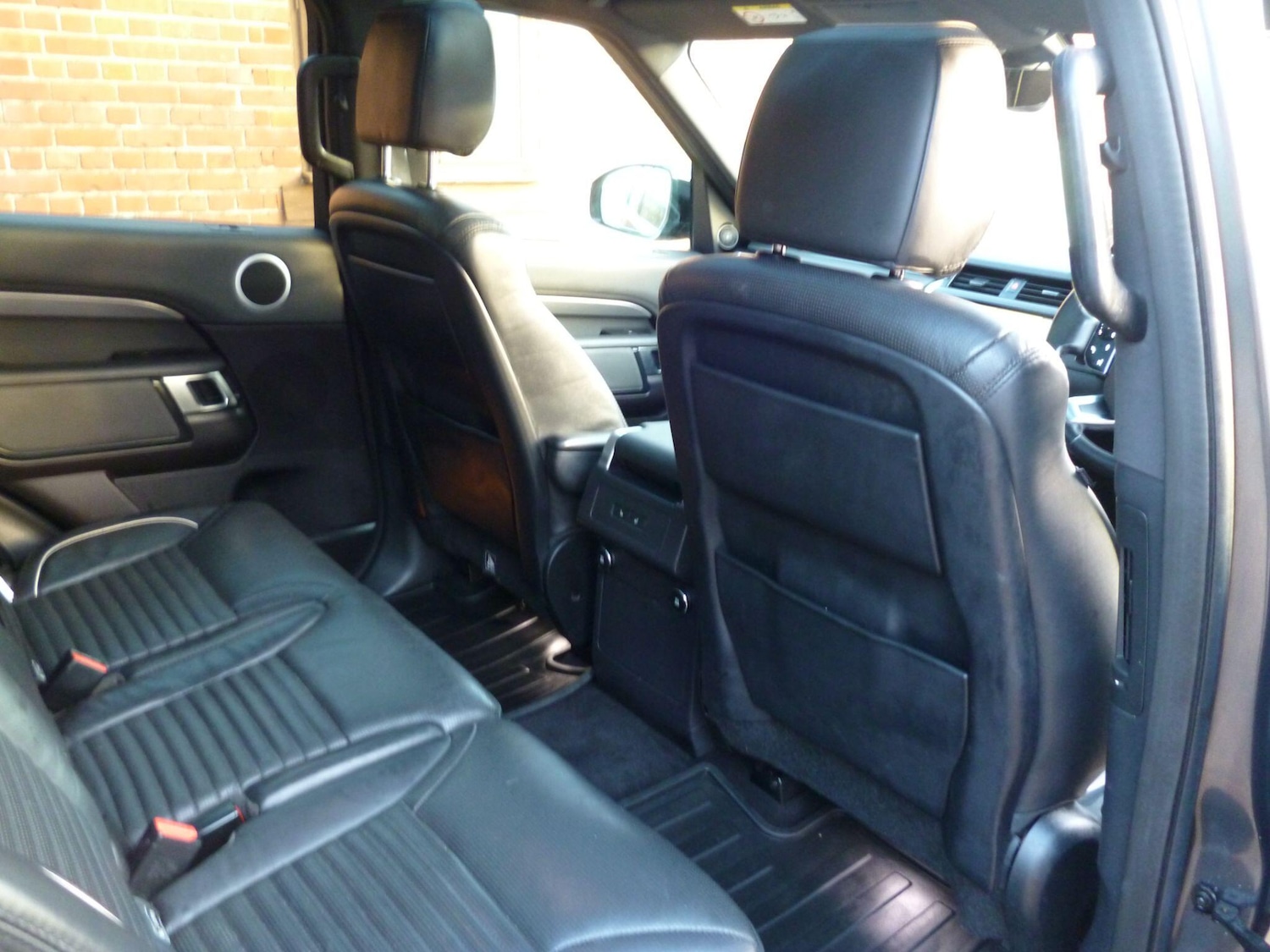 Used Land Rover Discovery 2019 for sale - 76832757: Photo 16