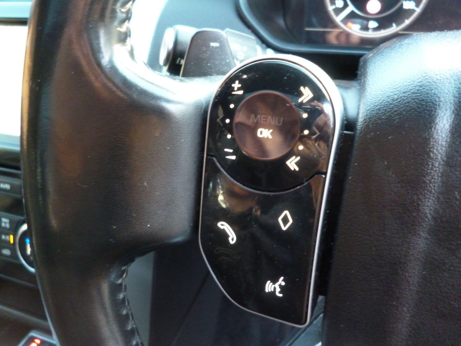 Used Land Rover Discovery 2019 for sale - 76832757: Photo 29