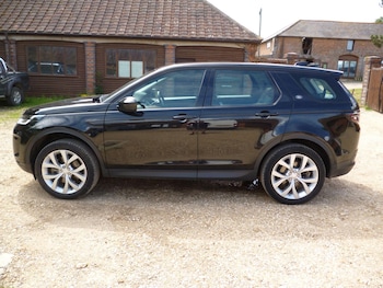 Used Land Rover Discovery Sport 2021 for sale - 78972010: Photo