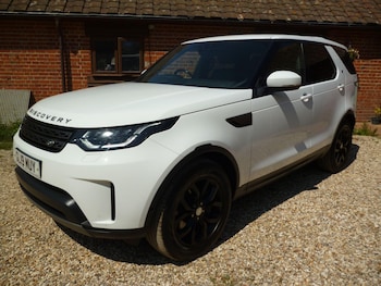Used Land Rover Discovery 2019 for sale - 79076100: Photo