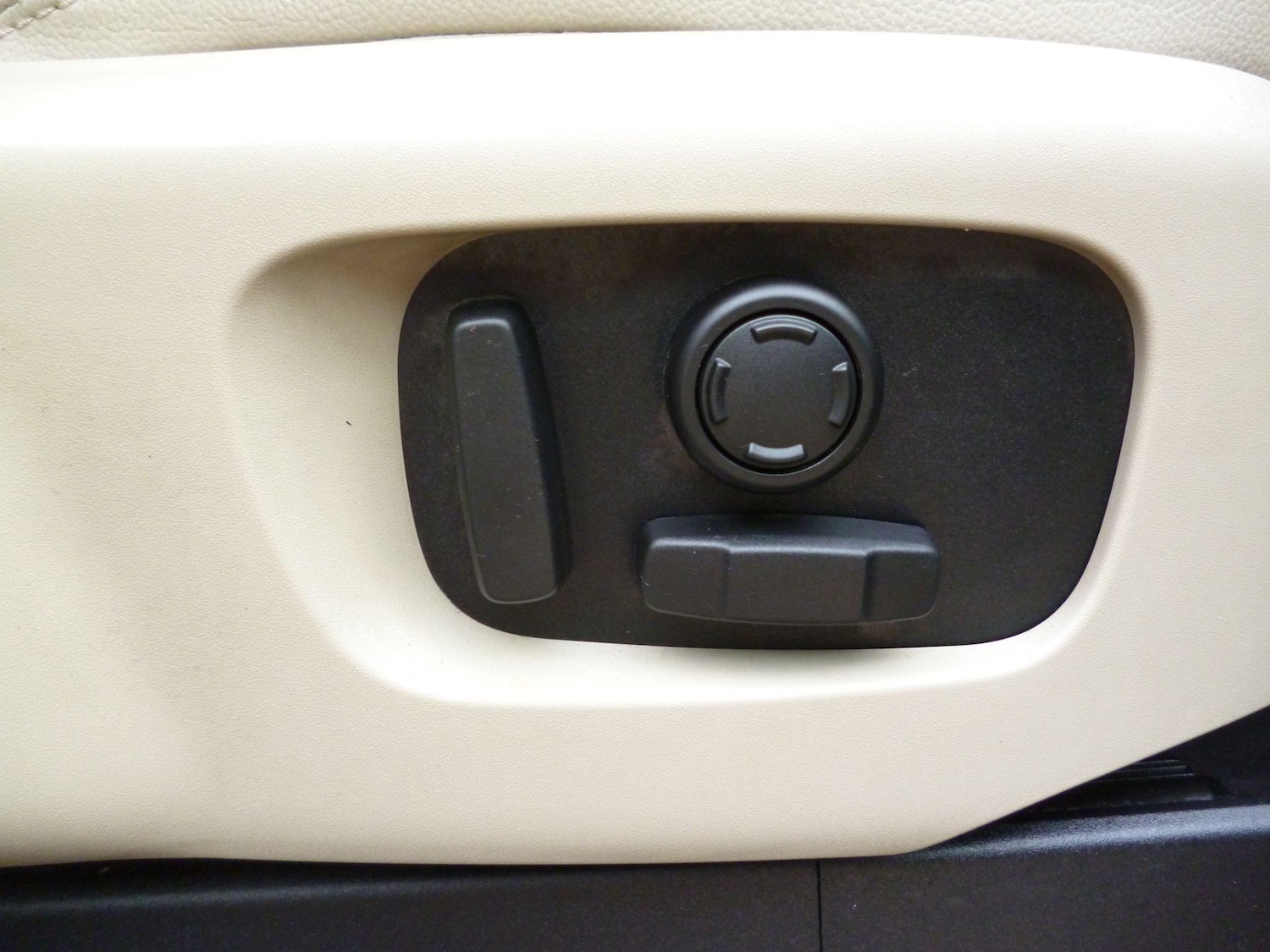 Used Land Rover Discovery 2019 for sale - 76476523: Photo 15