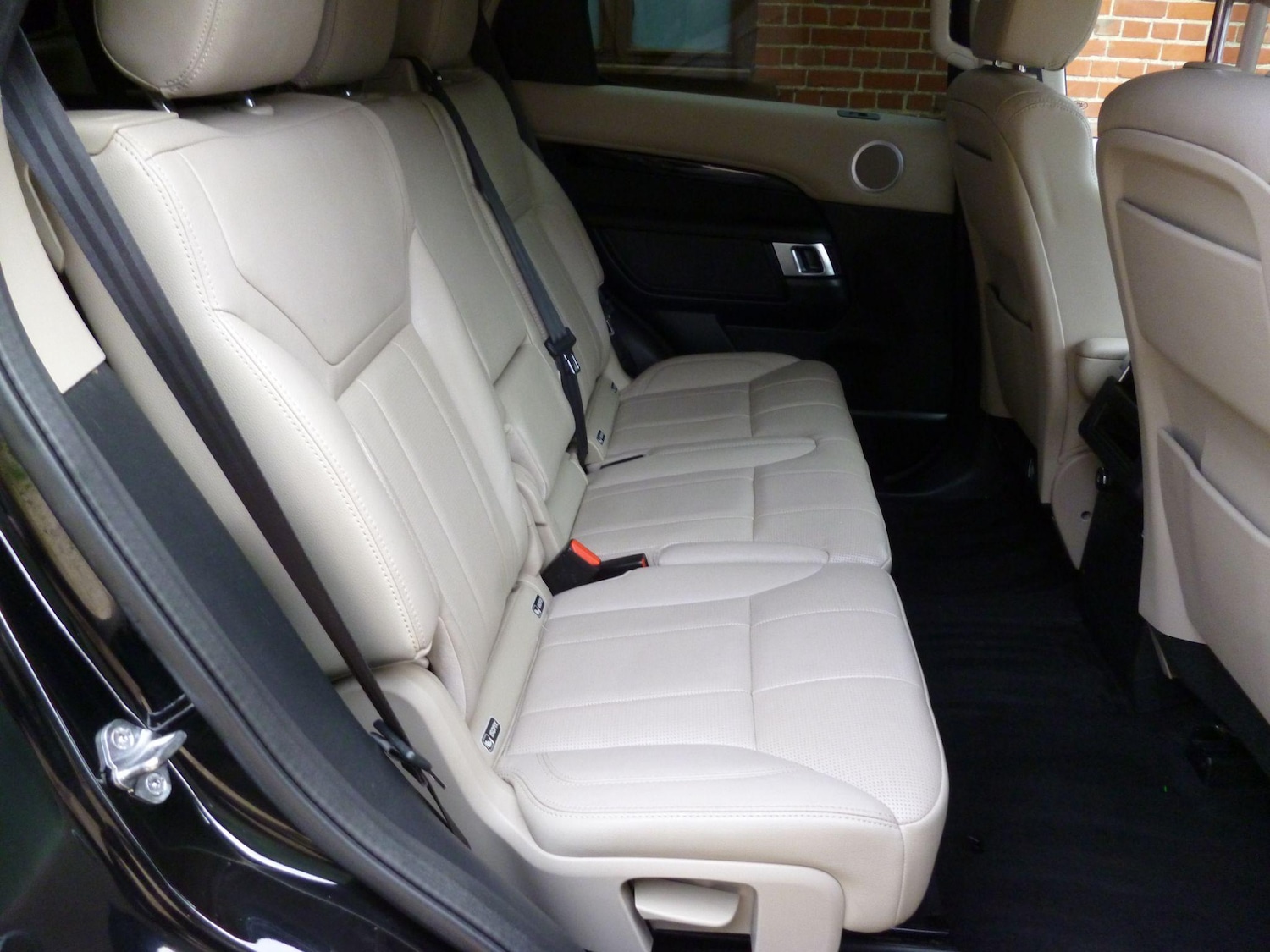 Used Land Rover Discovery 2019 for sale - 76476523: Photo 17