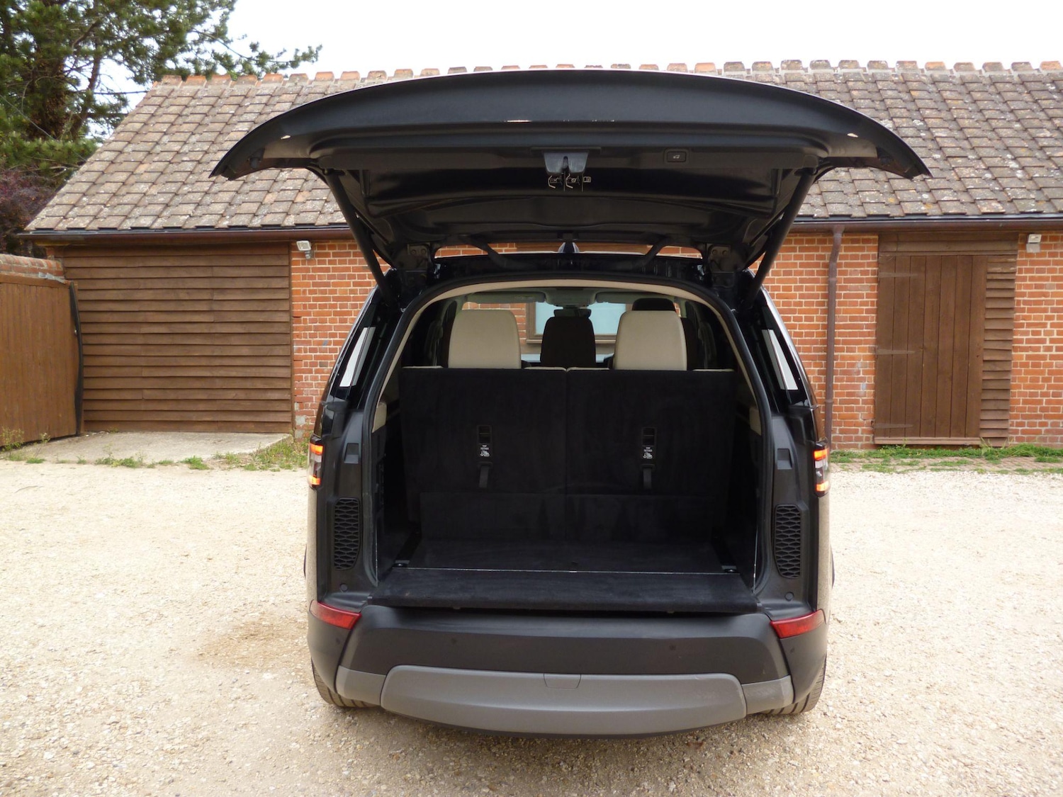 Used Land Rover Discovery 2019 for sale - 76476523: Photo 40