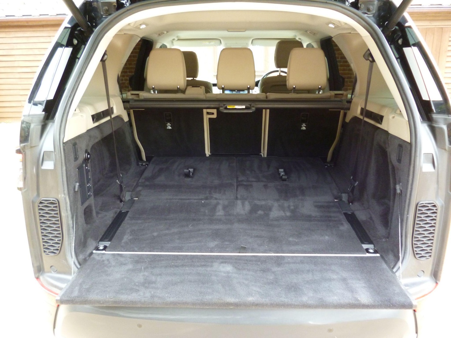 Used Land Rover Discovery 2019 for sale - 76476523: Photo 44