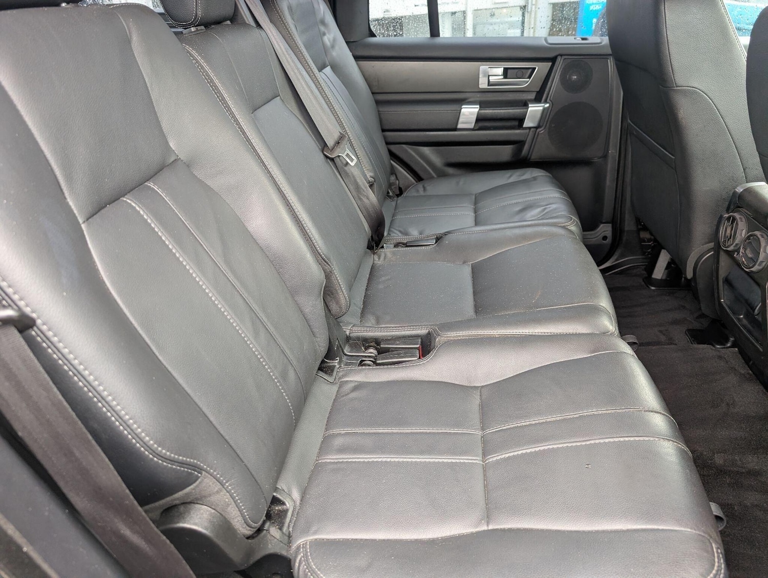 Used Land Rover Discovery 2015 for sale - 77066399: Photo 8