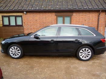 Used Audi A4 Avant 2021 for sale - 77411221: Photo