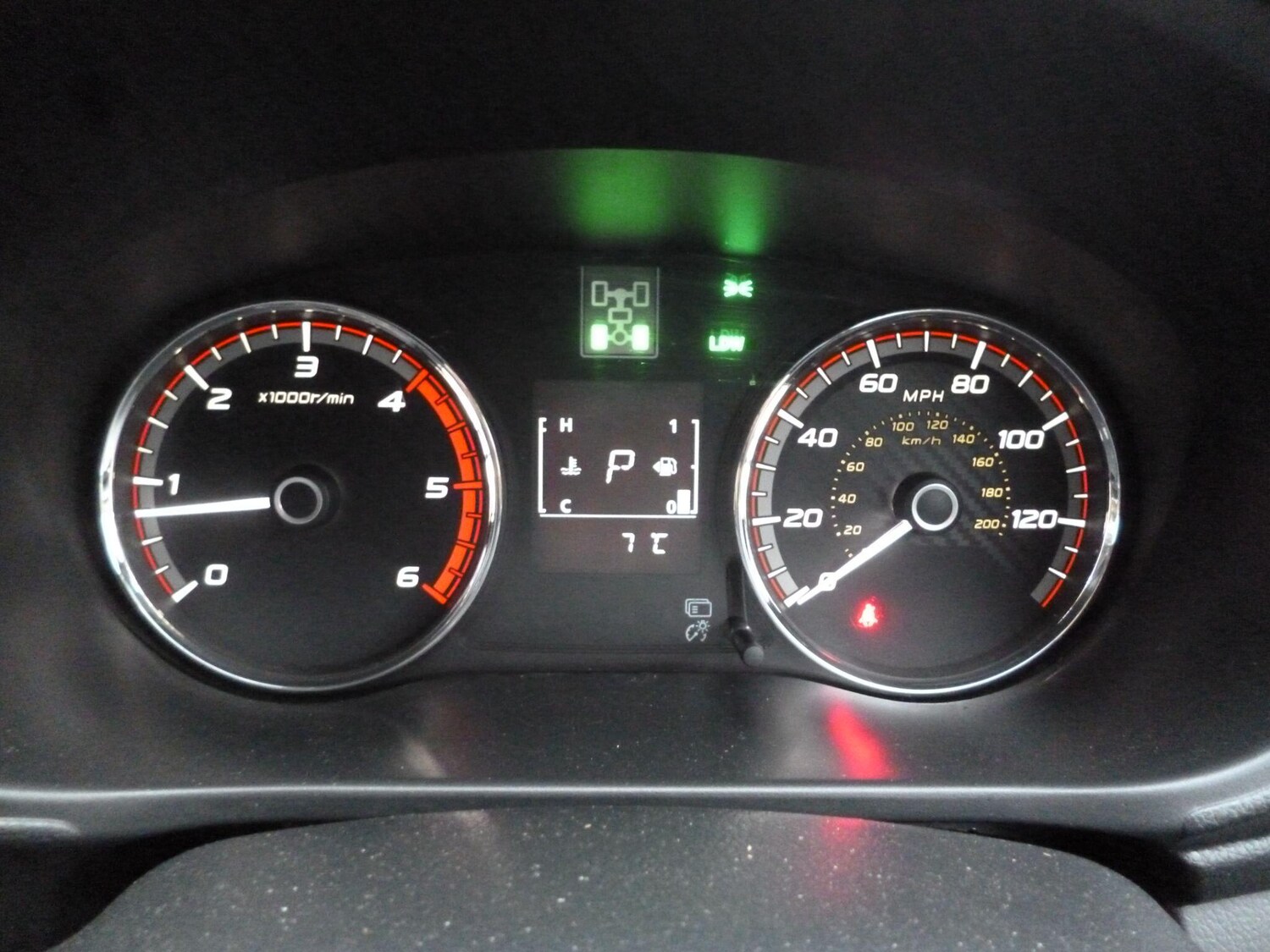 Used Mitsubishi L200 2017 for sale - 76658100: Photo 10