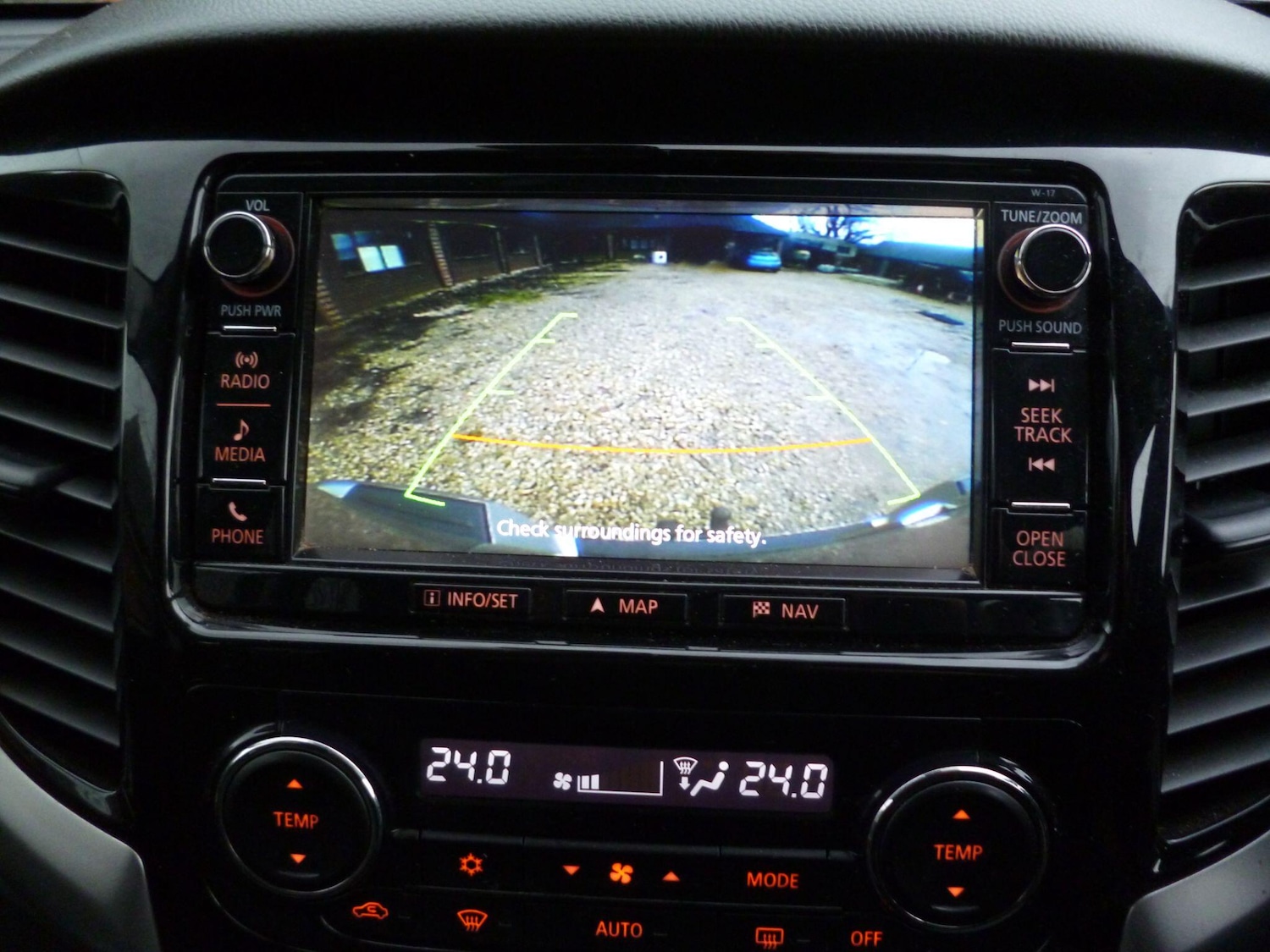 Used Mitsubishi L200 2017 for sale - 76658100: Photo 26