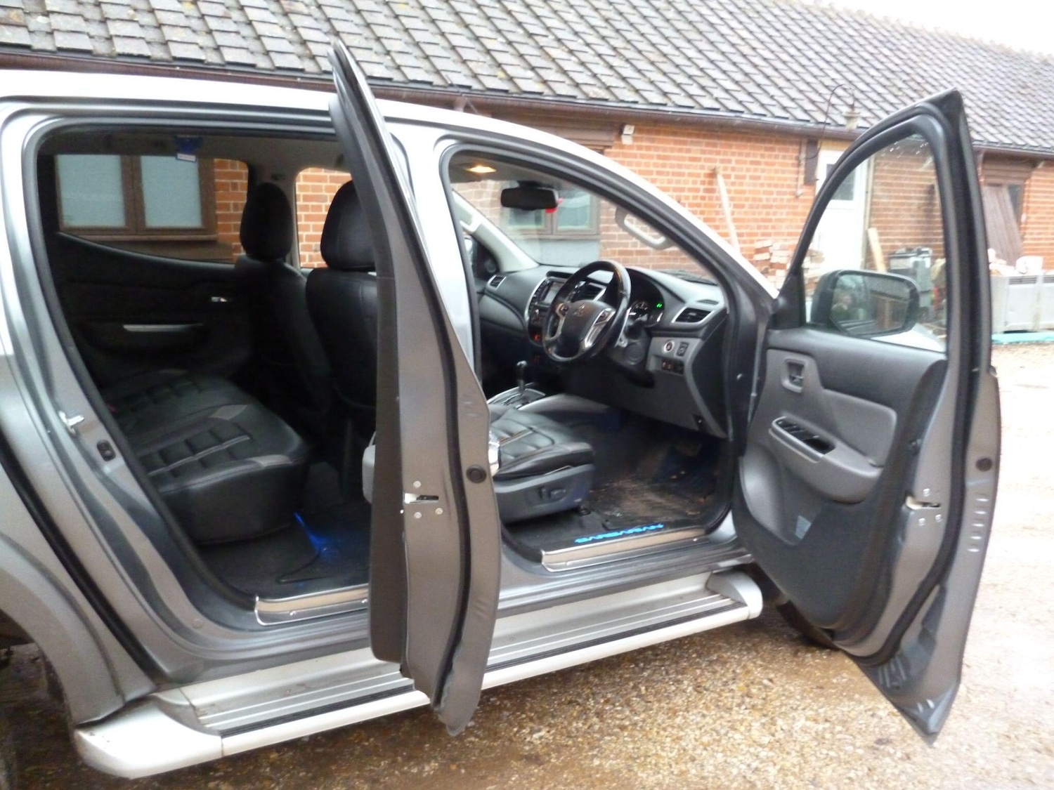 Used Mitsubishi L200 2017 for sale - 76658100: Photo 37