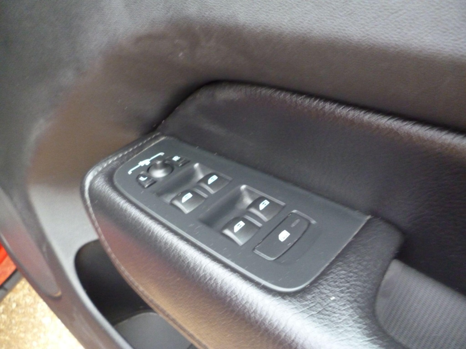 Used Volvo XC60 2018 for sale - 76476520: Photo 15