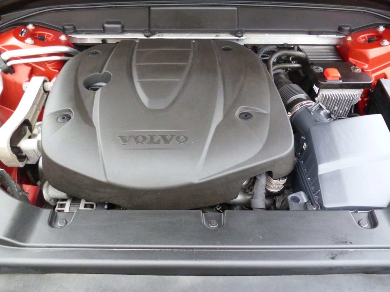 Used Volvo XC60 2018 for sale - 76476520: Photo 46