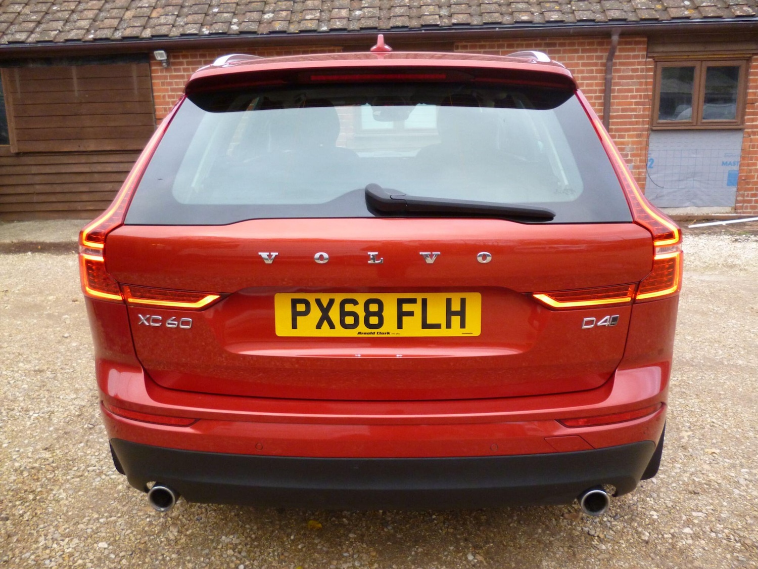 Used Volvo XC60 2018 for sale - 76476520: Photo 6