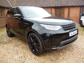 Used Land Rover Discovery 2019 for sale - 78972000: Photo