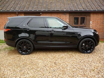 Used Land Rover Discovery 2019 for sale - 78972000: Photo