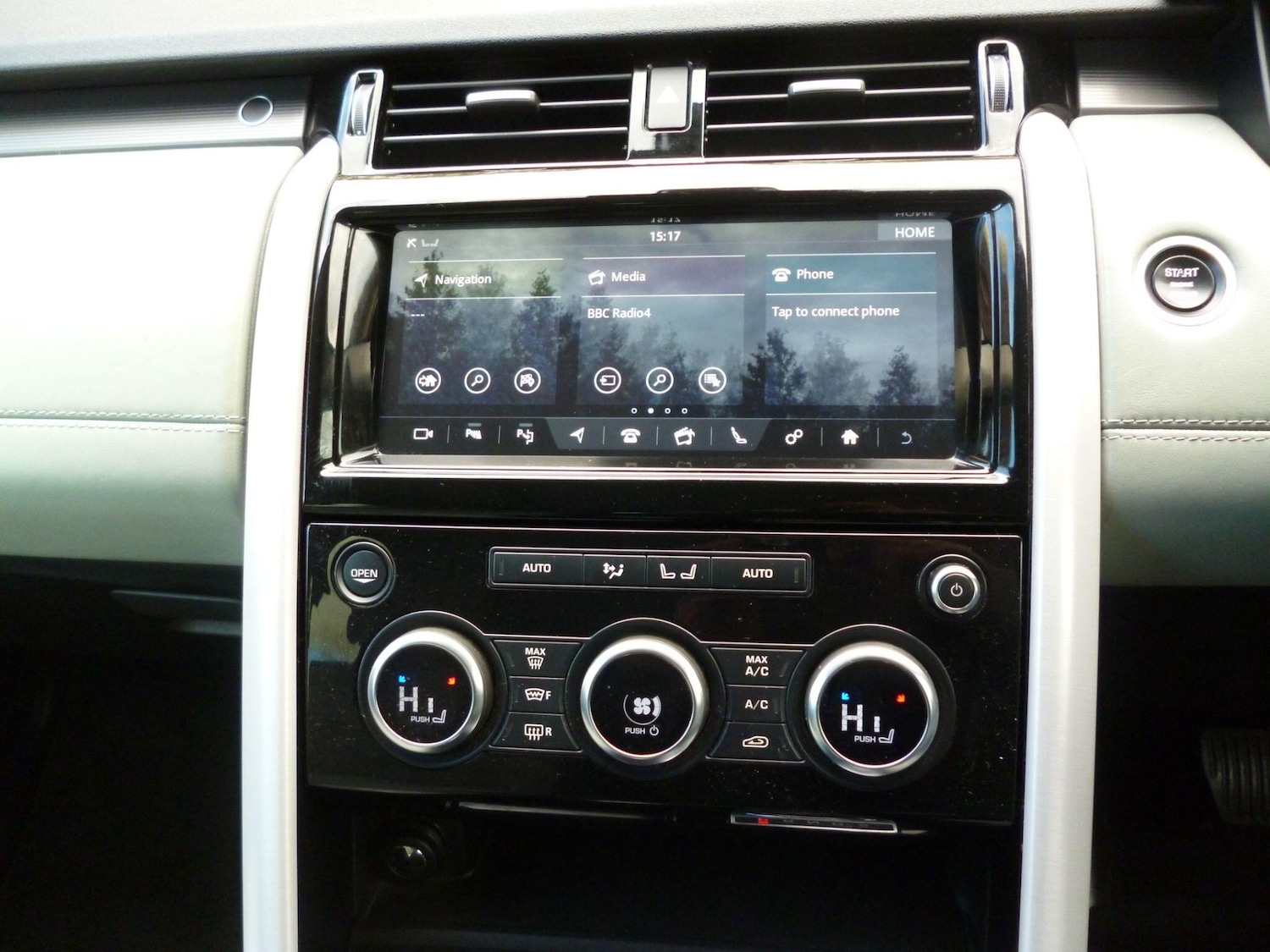 Used Land Rover Discovery 2017 for sale - 76476519: Photo 25