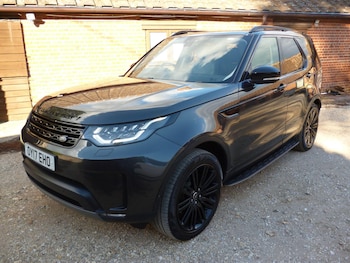 Used Land Rover Discovery 2017 for sale - 76476519: Photo